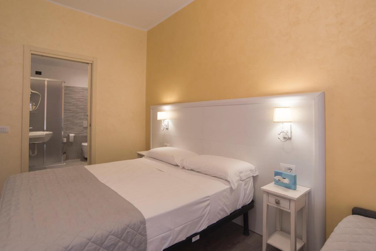 Hotel Marisa Albenga Extérieur photo